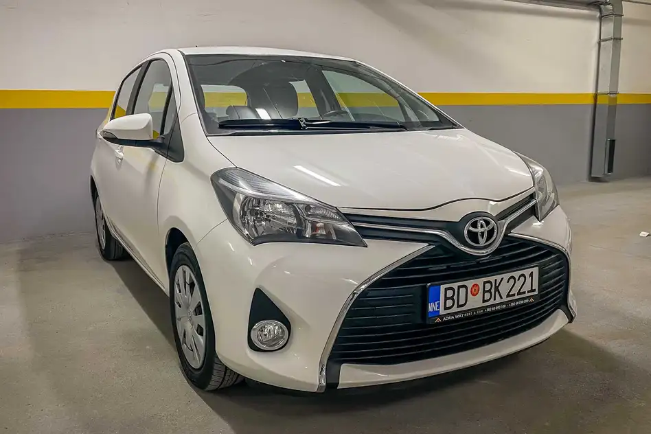 Toyota Yaris, photo 2
